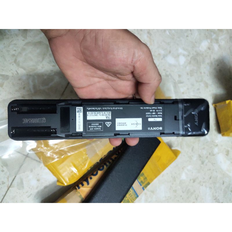 Điều khiển Tivi SONY  bằng giọng nói RMF-TX500P