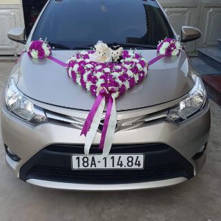 Hoa giả xe cưới