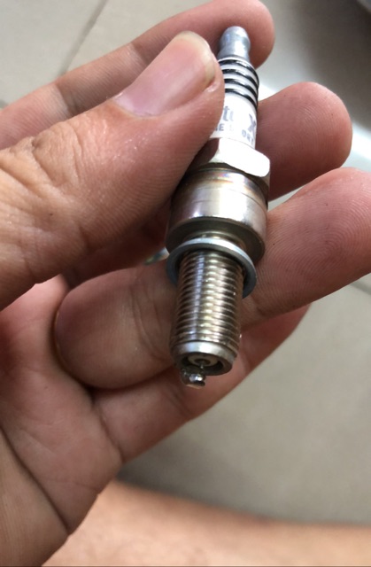 Bugi iridium Autolite nhập khẩu Mỹ mã chân dài XS4303