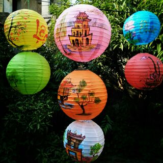 Đèn lồng giấy vẽ tay, cầu tròn
