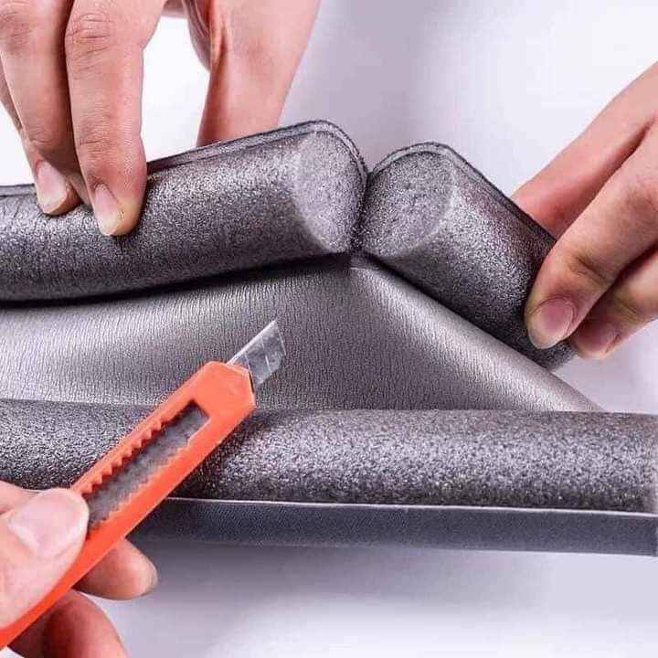 MIẾNG XỐP CHÈN KHE CỬA CHỐNG THOÁT NHIỆT