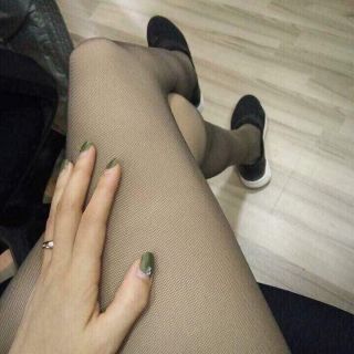 Quần tất Sk 3d. Đi lên chân màu cát cháy