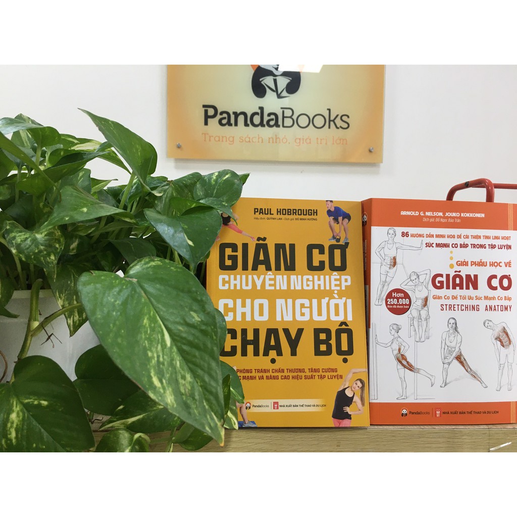 Sách Thể Thao - Combo Sức khỏe - Giãn cơ chuyên nghiệp dành cho người chạy bộ - Giải phẫu học về giãn cơ - Pandabooks | BigBuy360 - bigbuy360.vn