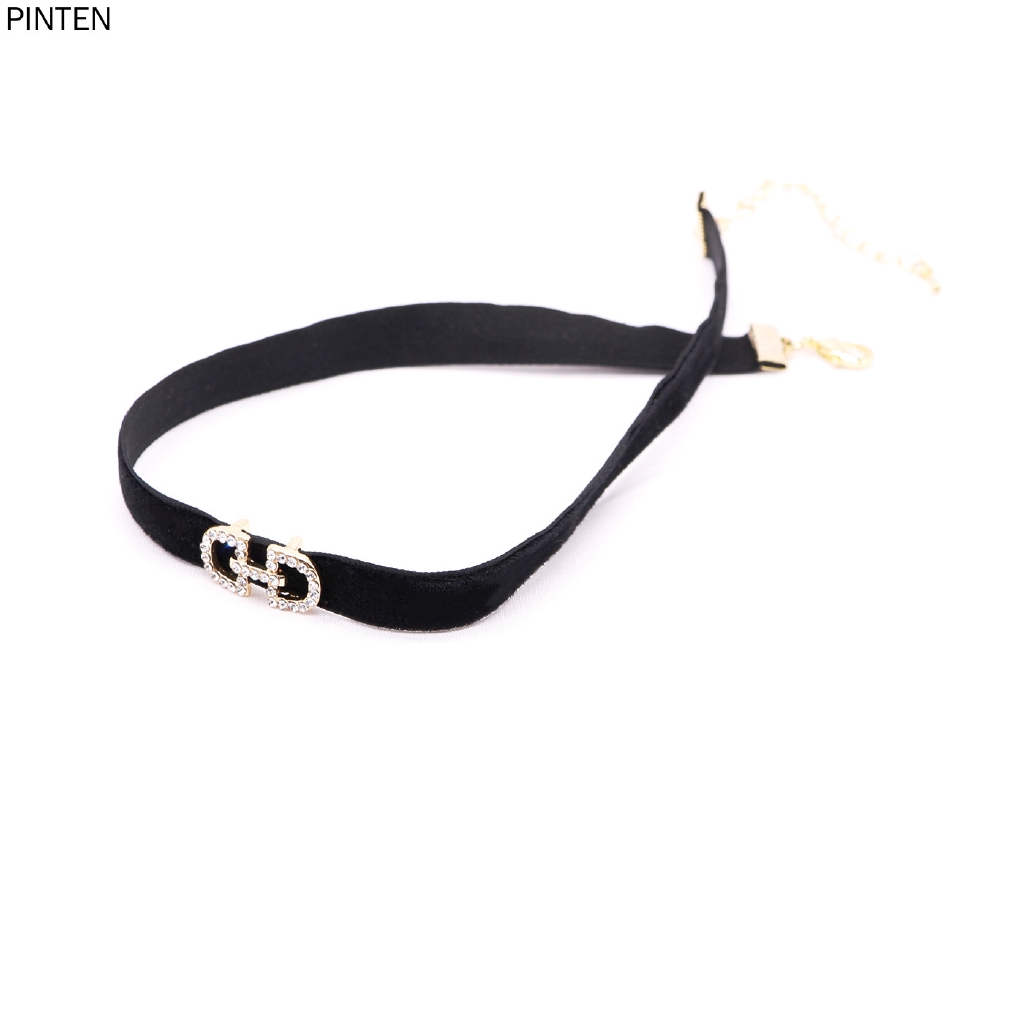 Vòng cổ choker vải nhung màu đen cá tính cho nữ