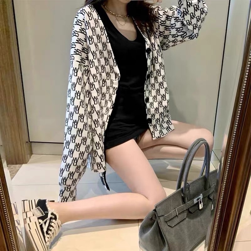 ÁO LEN CADIGAN WE11DONE DÀNH CHO CÁC CÔ NÀNG CÁ TÍNH