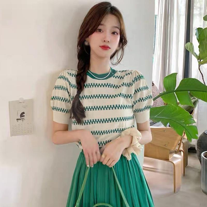 Áo thun dệt kim tay ngắn cổ tròn hoạ tiết kẻ sọc thiết kế dáng rộng thoải mái