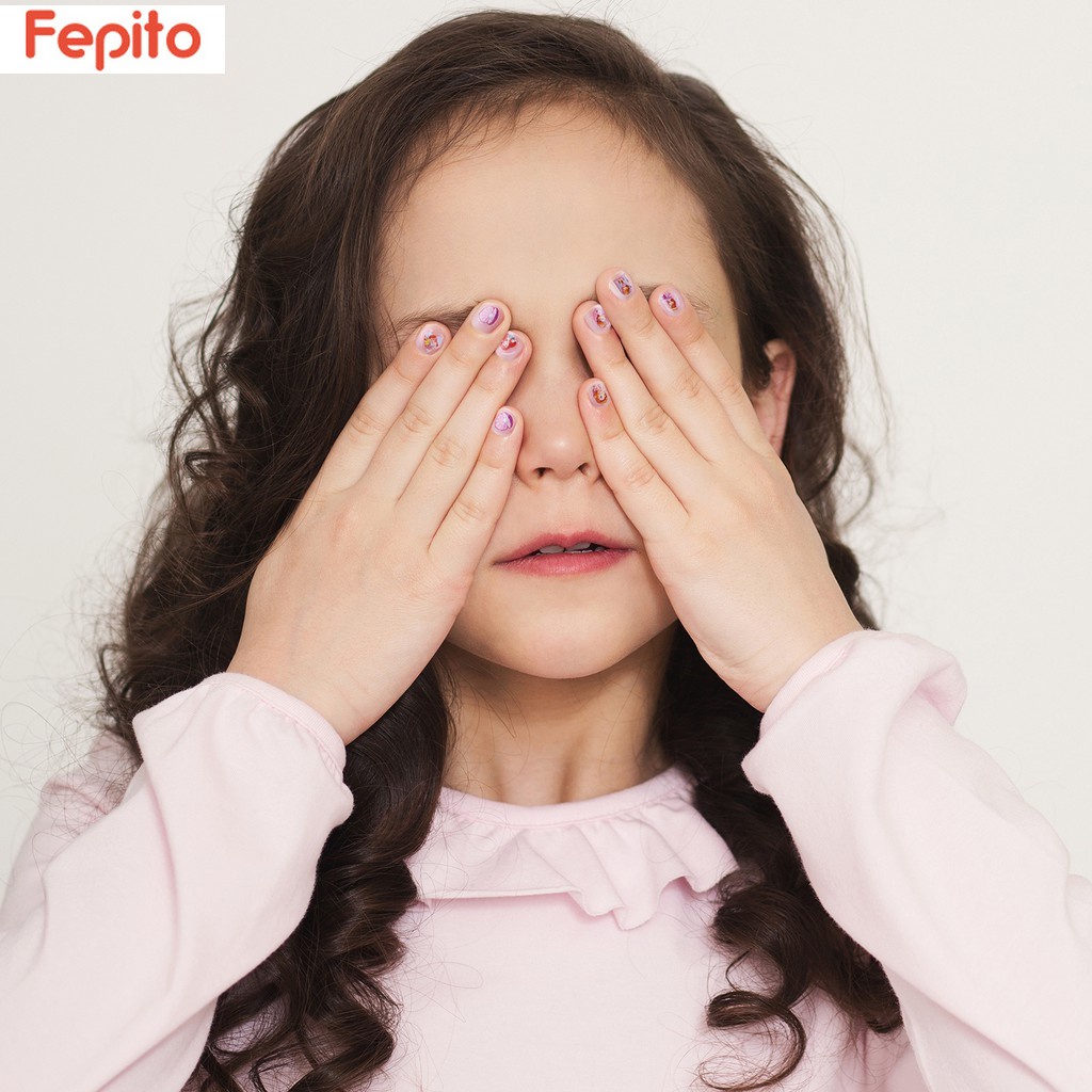 Set 5 Tấm Miếng Dán Móng Tay 3d Không Độc Hại Chống Thấm Nước Họa Tiết Hoạt Hình