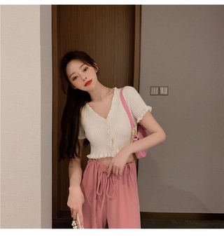 [Women] Croptop knitted short sleeves, V-neck, solid color, Korean version