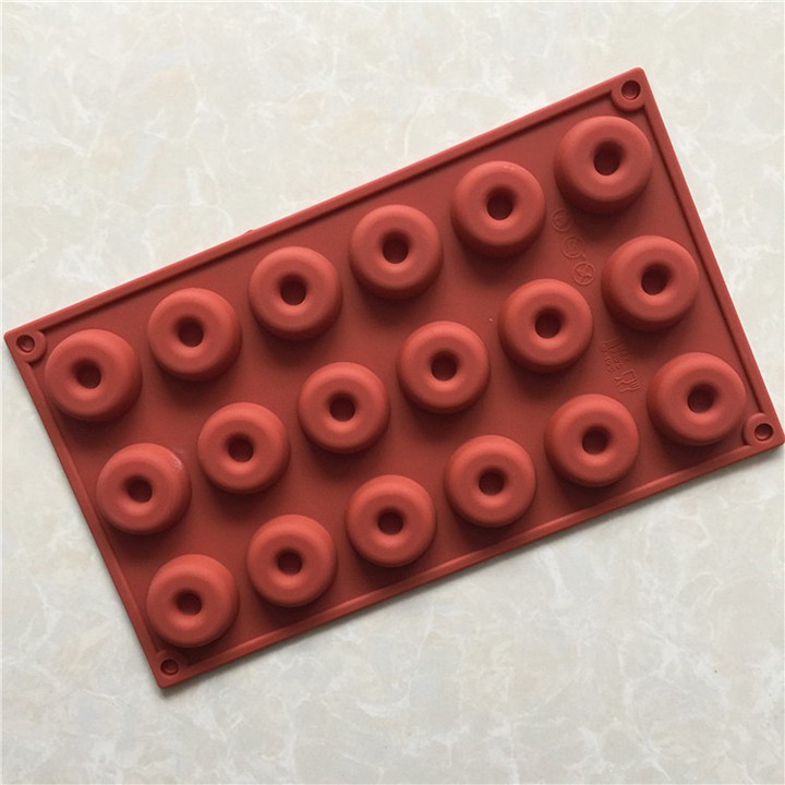 HCM - Khuôn silicon làm kẹo dẻo donut, đổ socola hay thạch râu câu