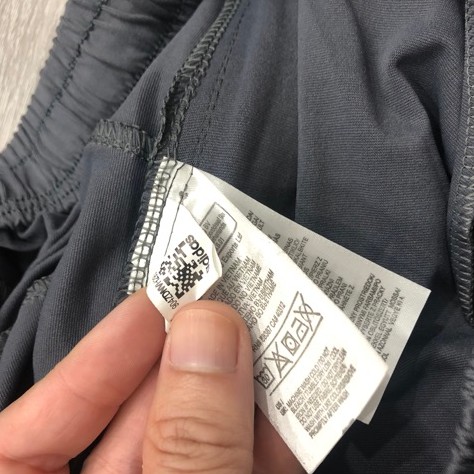 [Mã SKAMAP6 giảm 8% TỐI ĐA 50K đơn250K] Quần đùi thể thao nam chất thun co giãn 4 chiều, 3 túi 3 khoá đầy đủ | BigBuy360 - bigbuy360.vn