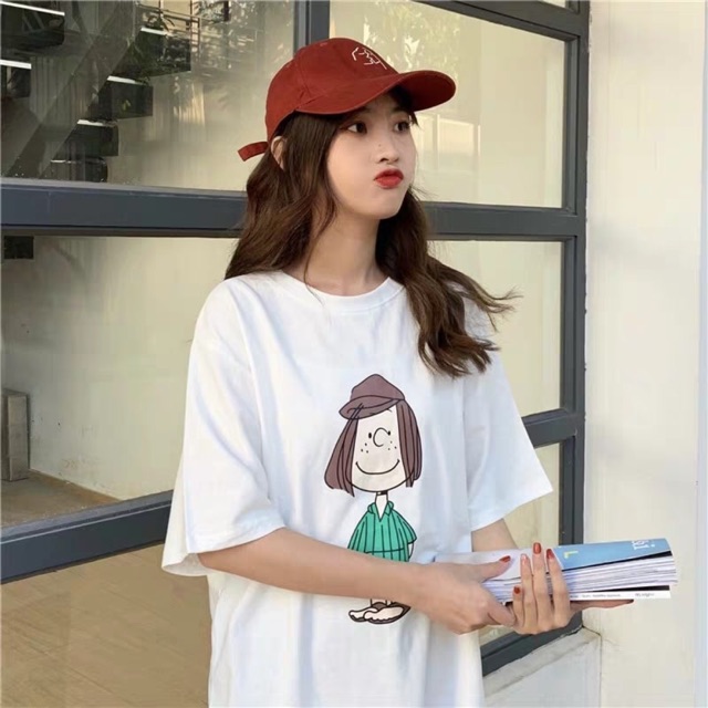 Áo cô gái xinh xắn