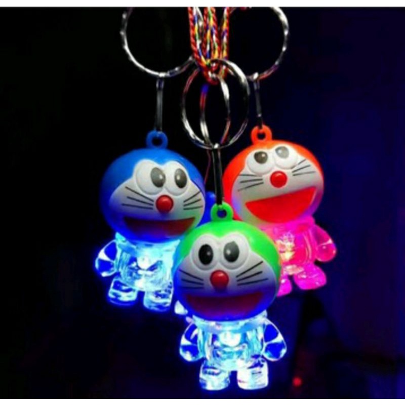Móc khóa hình Doraemon có đèn LED 18,000 cho One Dozen
