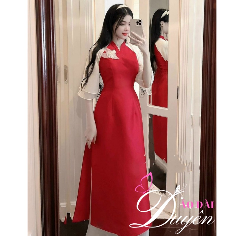 Áo dài cách tân phối thân đỏ tay da thích hợp với mọi hoàn cảnh