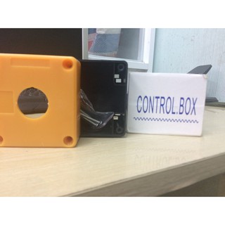 HỘP NÚT NHẤN NHỰA 1 LỖ, PHI 22 MM