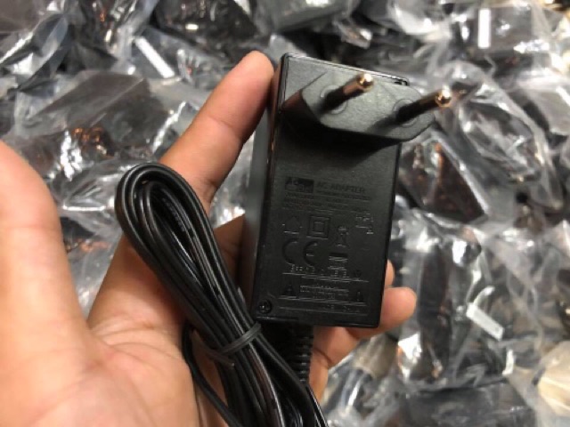 Adapter nguồn 12v1.5a