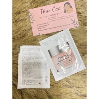 Kem Dưỡng Cấp Nước Clinique Moisture Surge 100h