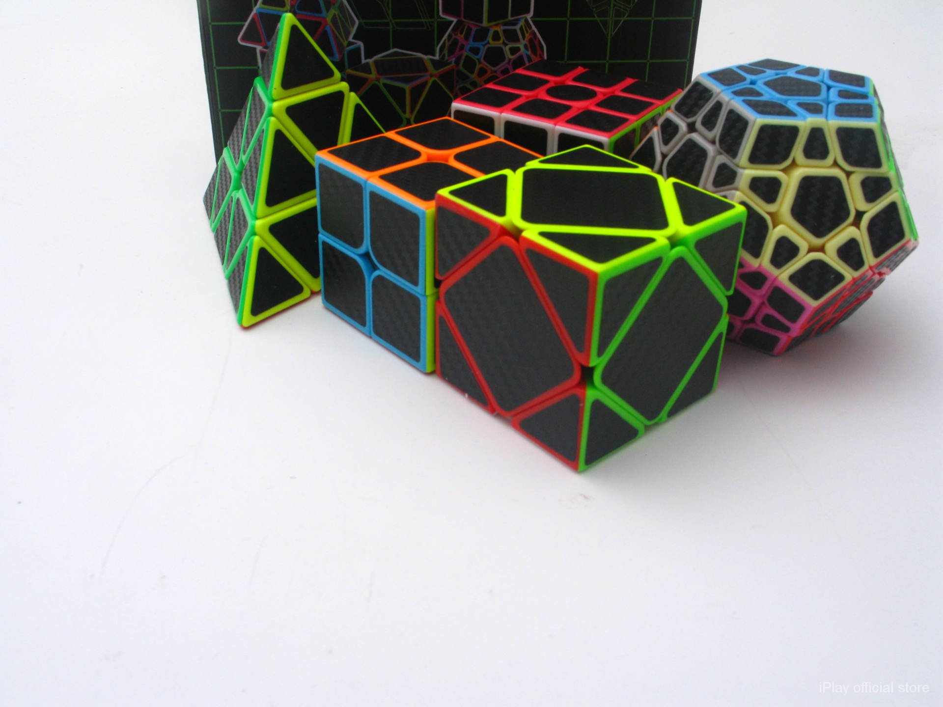 【ZCUBEHiệp Sĩ Đen Hộp Quà Tặng Màu Đen Carbon Dòng】2Bậc3Kim Tự Tháp Thứ Cube Năm Mảnh Khối Lập Phương Rubik