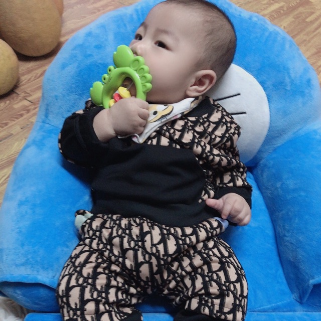 Văn phòng phẩm nhà Trang Shin