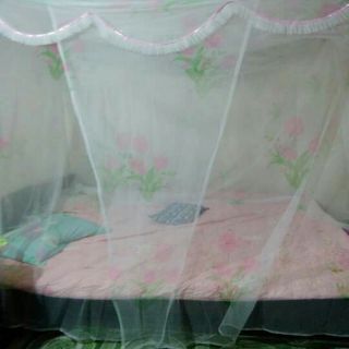 Màn mùng tuyn cột dây có cửa