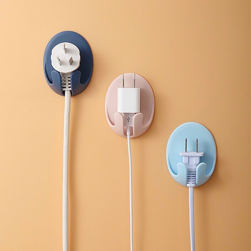 Móc dán tường kẹp giữ dây cắm điện, treo đồ đa năng, chất liệu nhựa vô cùng xinh xắn