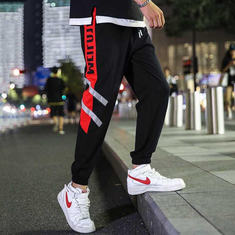Quần Jogger Nam Sọc Viền Lớn Phối Hai Sọc Ngang Gối Chữ Bo Ống Trẻ Trung JOGGER NAM 9000069