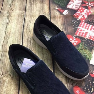 Giày skechers cho Nam