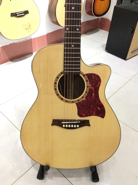 Đàn guitar gỗ nguyên tấm có eq kết nối da loa tích hợp máy chỉnh âm