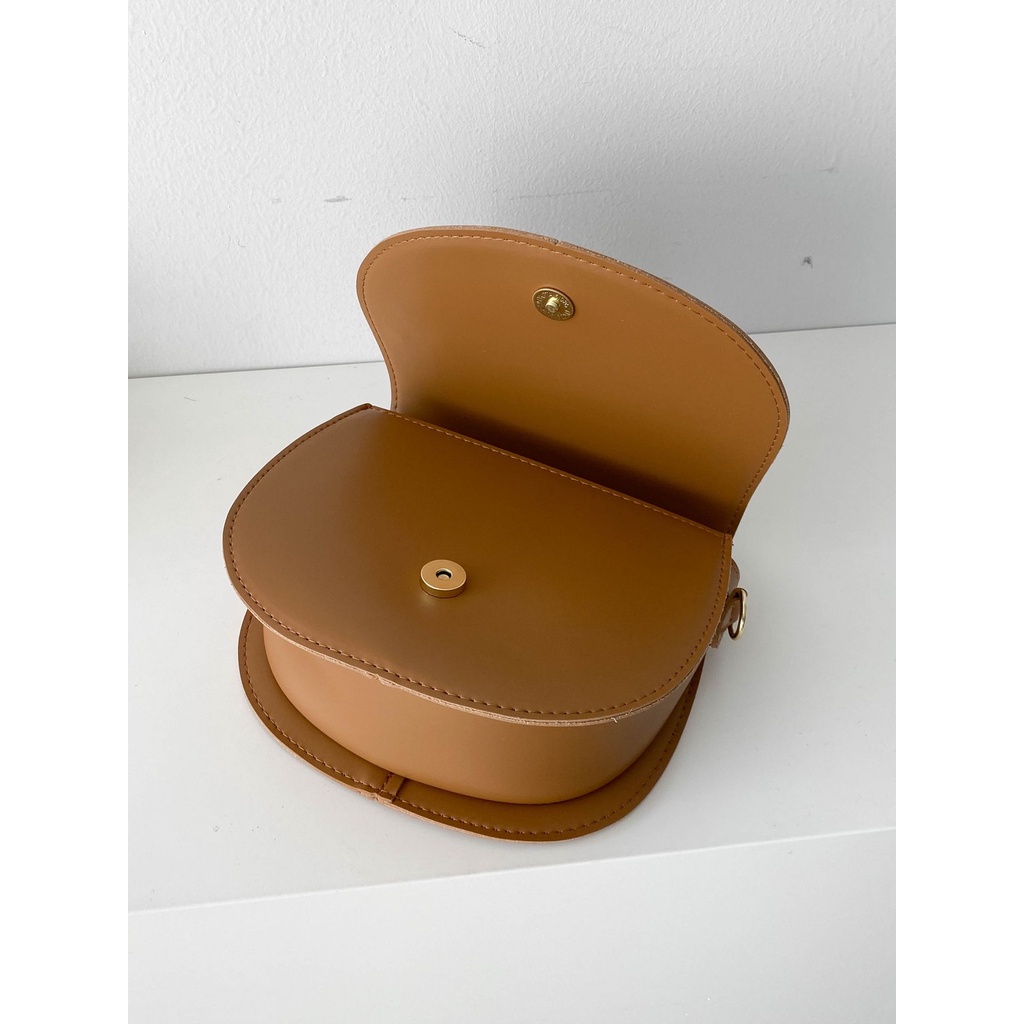 Túi đeo dáng tròn Hàn Quốc