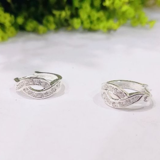 Khuyên tai bạc Khuyên tròn mặt vòng đính đá bạc ta