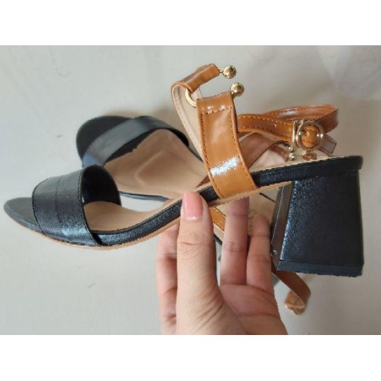 Giày cao gót 5cm quai ngang khóa C vòng cổ nâu (có ảnh thật)