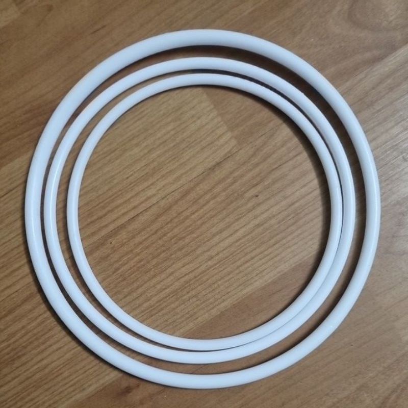 Vòng chắn bèo cho bể tép cảnh - Vòng chặn bèo cho bể cá - Tép Xinh Aqua