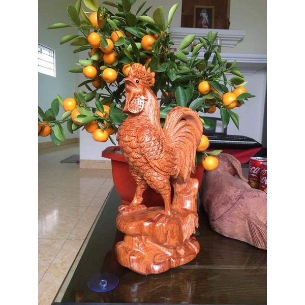 Tượng con gà gỗ hương cao 30cm
