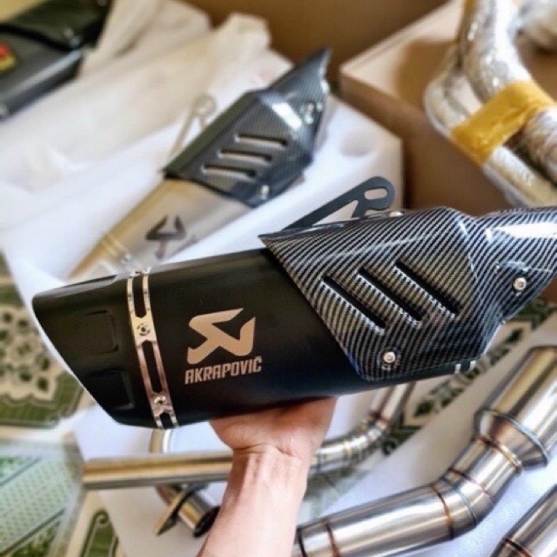 Pô akrapovic R1 (ak R1) tem khắc CNC sịn cực đẹp gắn cho các dòng xe exciter winner /winnerx / R15/Gsx…