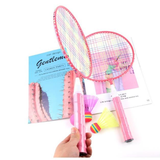 [SALE] Cặp vợt cầu lông kèm 3 quả cầu dễ thương dành cho trẻ em