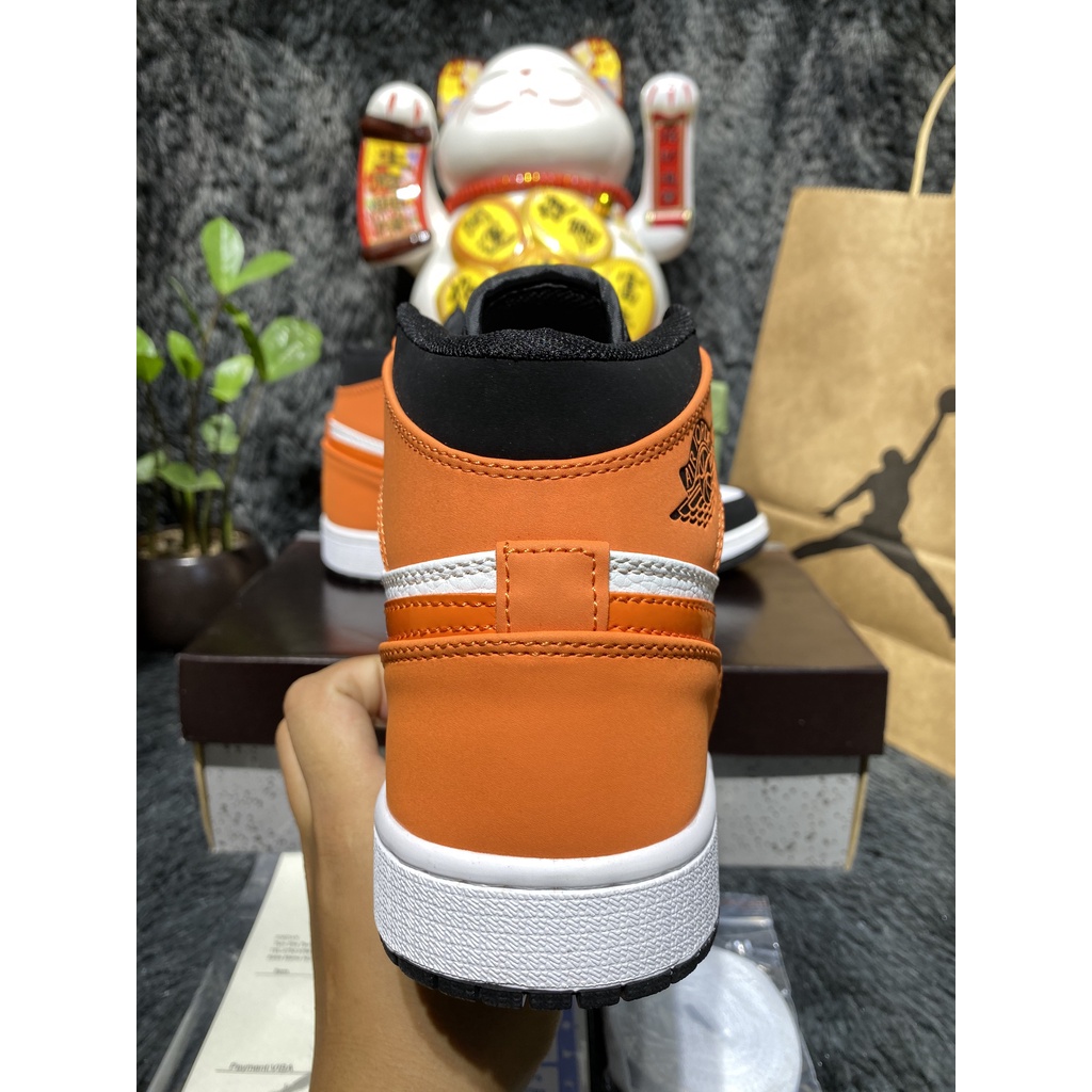 [Full box+bill] Giày Sneaker Jorrdan cao cổ trắng cam đen  full box bill và hộp bảo vệ