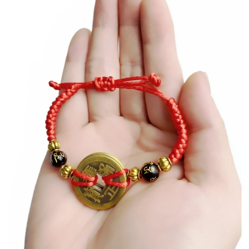 Vòng Tay Dây Đỏ May Mắn Đính Đồng Xu Phong Thủy Có Thể Điều Chỉnh Kích Thước Dành Cho Nam Và Nữ