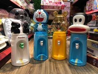 BÌNH NƯỚC ĐỨNG HOẠT HÌNH 2 LÍT CHO BÉ