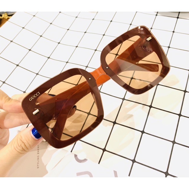 Kính Mát Nữ Gọng Bự | BigBuy360 - bigbuy360.vn