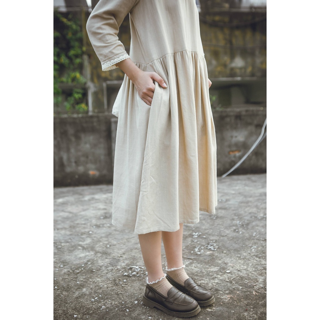 Váy linen be sáng