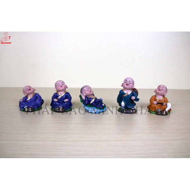 1 CHÚ TIỂU NHỰA 6CM (Hơn 30 mẫu)