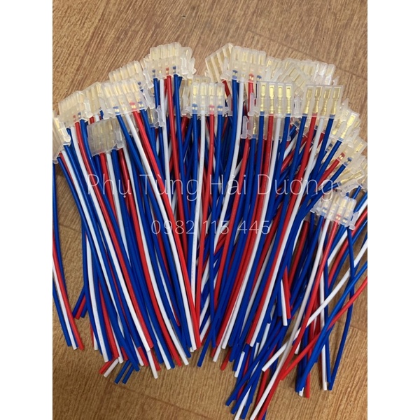 Giắc cắm nút công tắc xe máy