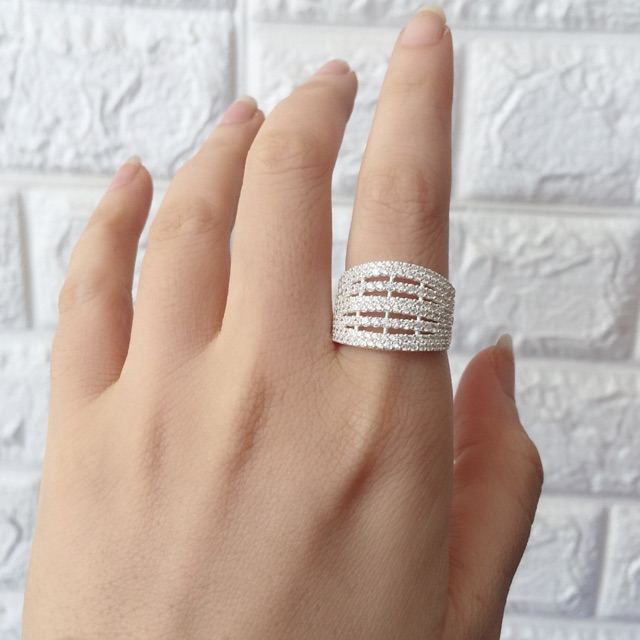 Nhẫn to bản 5- 8 hàng đá nhỏ nhân tạo bạc ta