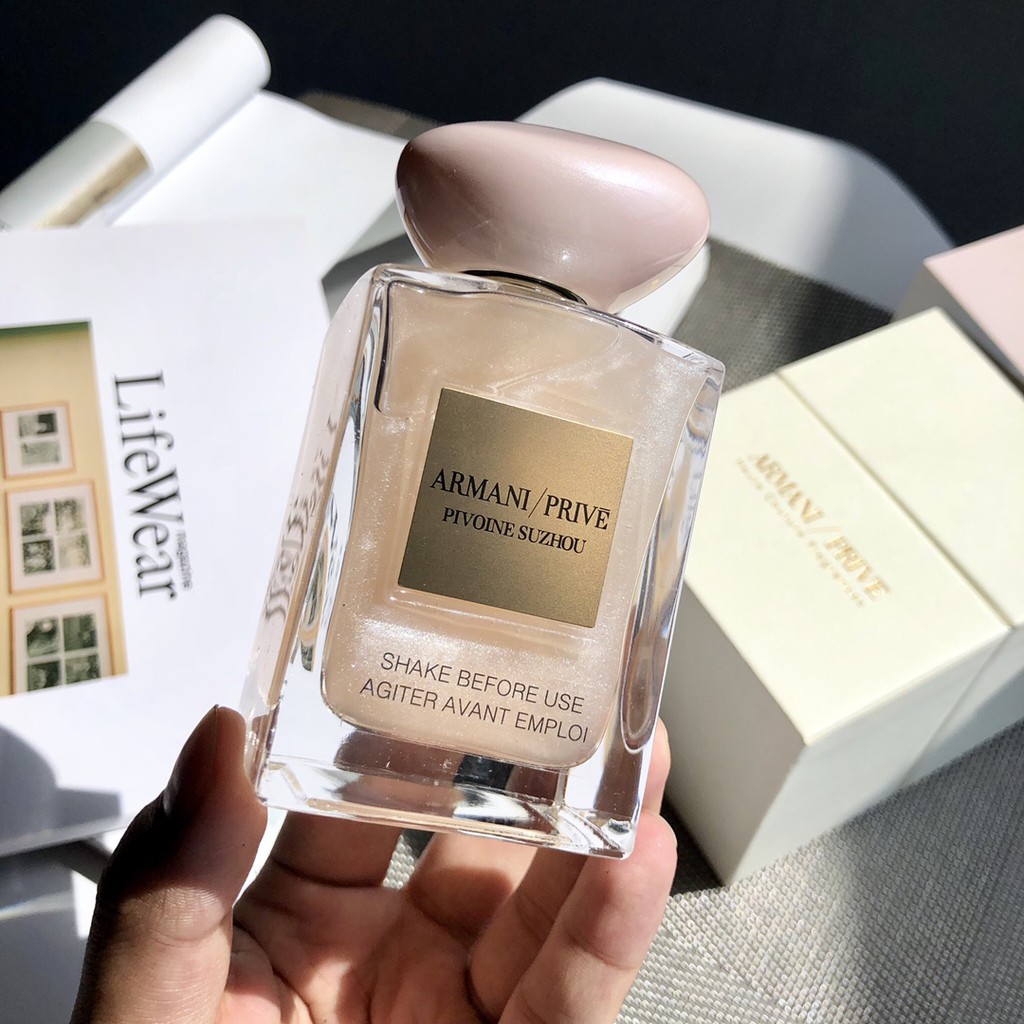 Armani Tô Châu Peony Limited Prive Christmas Gold Powder Perfume 100ml | BigBuy360 - bigbuy360.vn