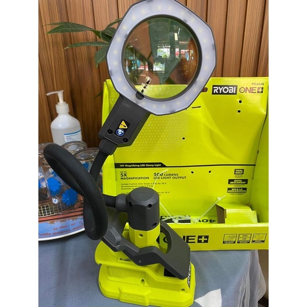 Đèn Ryobi 18v