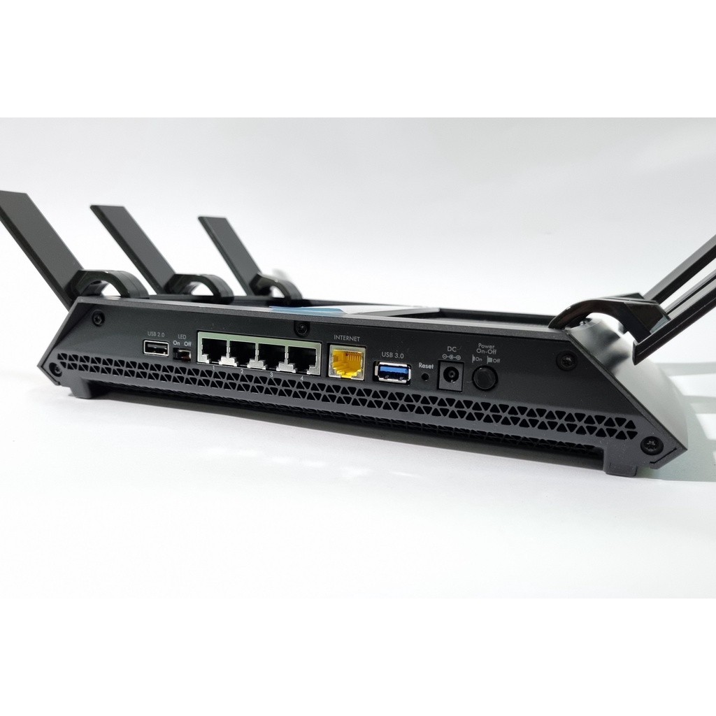 Bộ phát wifi R8000 NetGear NightHawk X6 Tri-band AC3200