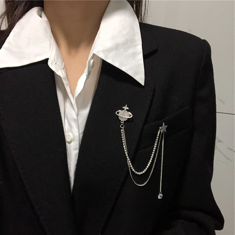 Ghim cài áo hình hành tinh ngôi sao năm cánh đính đá lấp lánh phối dây xích cho nam nữ 22788