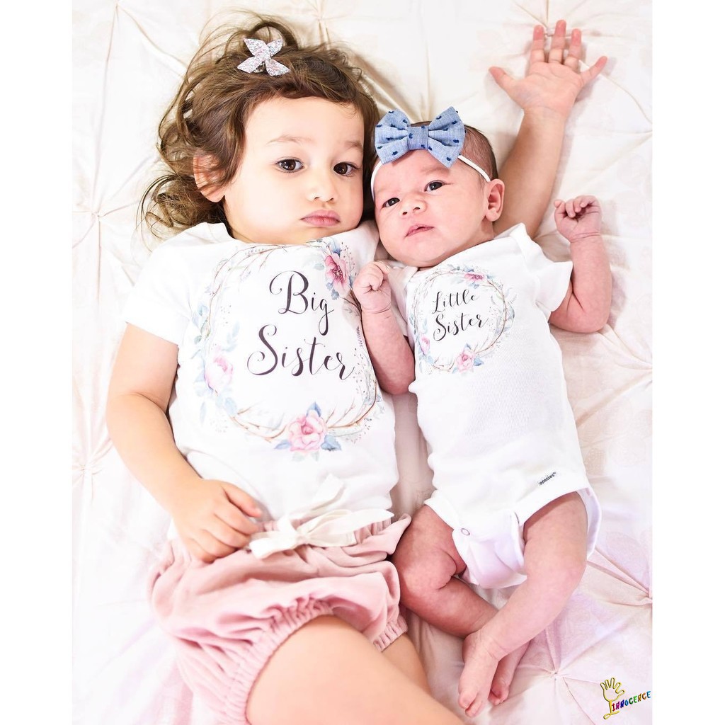 Áo liền quần in chữ Little Sister/Áo thun in chữ Big Sister cho bé gái