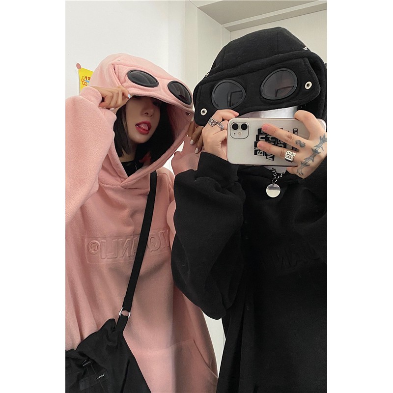 Áo hoodie oversize chữ dập nổi, áo nỉ trùm đầu kèm kính unisex (hàng order không có sẵn)