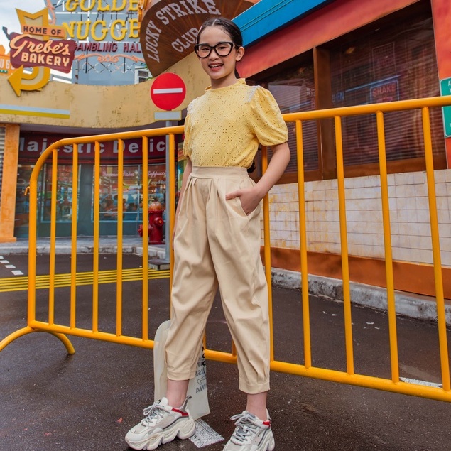 Quần kaki JOOKYLI bé gái chun Baggy xếp ly 22G1013