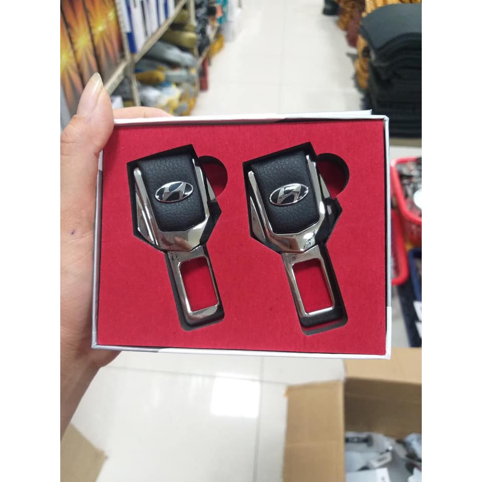Chốt Cài Dây An Toàn Có Logo Hãng Xe Sang Trọng